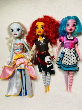 Disney Attractionistas Maddie Carrie Pearl Disney Parks Dolls Bait Lot Play Lot